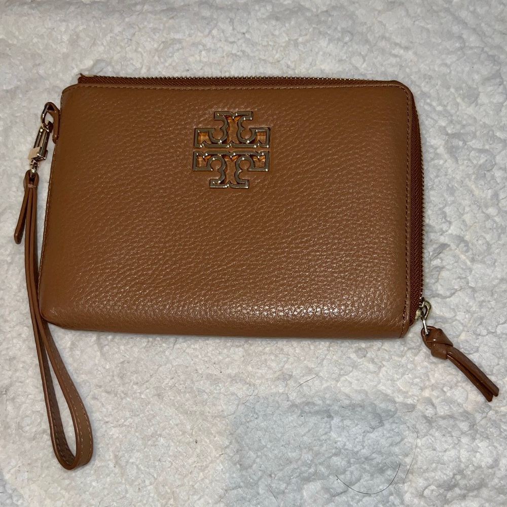 Tory Burch brown clutch - Picture 1 of 3